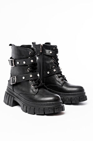 842-03 Siyah Bağcıklı Kalın Tabanlı Bağcıklı Fermuarlı Günlük Kadın Bot
