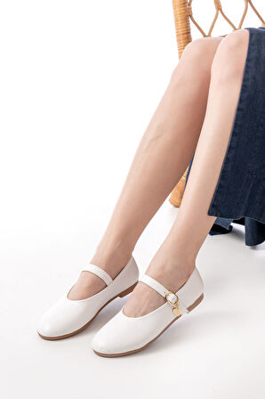 İNF-324 Beyaz Baretli Tokalı Günlük Kadın Babet