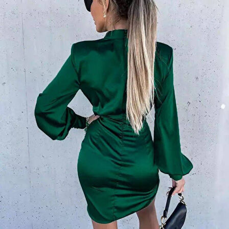 Kadın Yarım Balıkçı Yaka Vatka Ve Büzgü Detay Mini Elbise