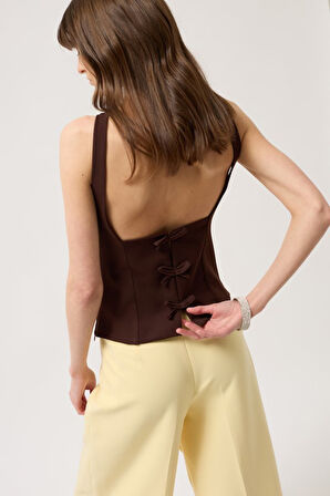 Sırt Kurdele Detay Bluz