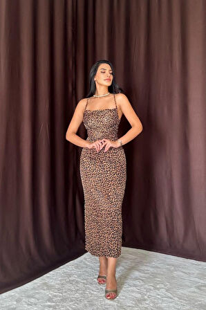 Leopar Sırt Detaylı Leopar Desenli Saten Elbise