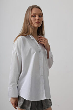 Geniş Manşet Detaylı Gömlek - Beyaz