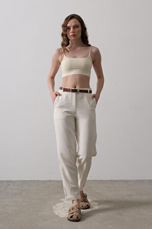 Kemerli Havuç Pantolon - Ekru