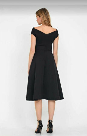 Düşük Omuz Eteği Pileli Krep Kumaş Midi Boy Elbise