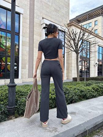 Bol paça pantolonlu alt üst takım