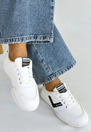 Jowen Beyaz Cilt Siyah Detaylı Bağcıklı Spor Ayakkabı