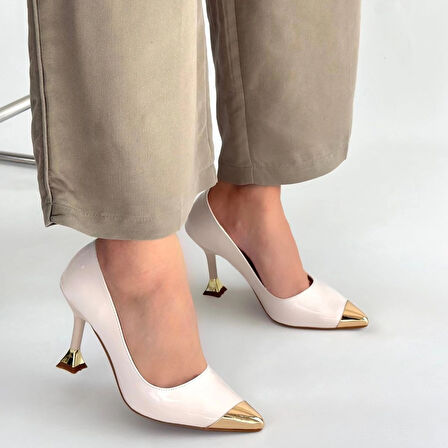 Artem Bej Rugan Topuklu Ayakkabı