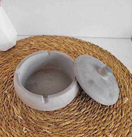 Gri Beton Yuvarlak Dekoratif Küllük