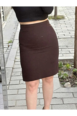 Kısa Arkadan Yırtmaçlı Astarlı Fermuarlı Düğmeli Portoriko Kumaş Kalem Etek