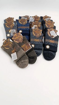 PRO BOUTİQUE STYLE SERİSİ; ELEVİT LAMBSWOOL (YÜN) ORTA KONÇ ÇORAP; DİKİŞSİZ; ASORTİ 12'Lİ PAKET
