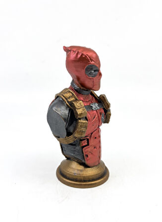 Deadpool Heykel Biblo