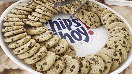Chips Ahoy Original Chocolate Cookies - Çikolata Parçacıklı Kurabiye 128 g (2 Adet)