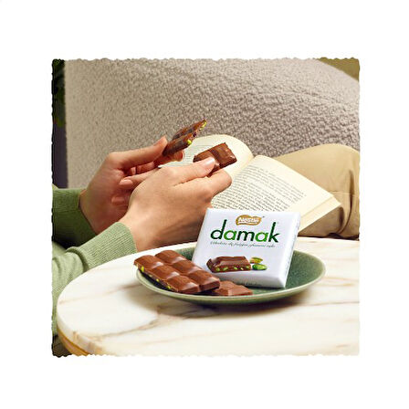 Nestle Damak Antep Fıstıklı Sütlü Kare Çikolata 6'lı Paket (6x60g)