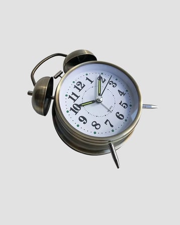 Retro Tarz Bronz Dekoratif Masa Saati Metal Gövde Yüksek Sesli Alarm