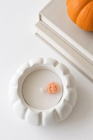 🎃 Kabak Desenli Dekoratif Mum Seti – 3’lü