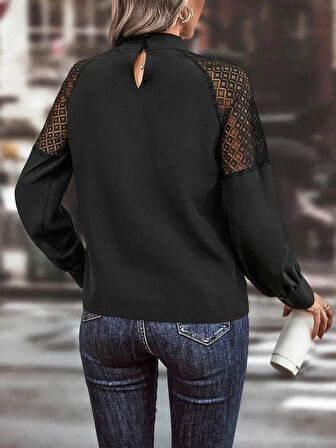 Kadın Uzun Kollu Anahtar Deliği Yaka Reglan Kol Dantel Detaylı Ithal Krep Bluz