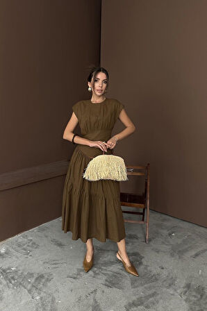 Kahverengi Büzgü Detaylı Keten Elbise