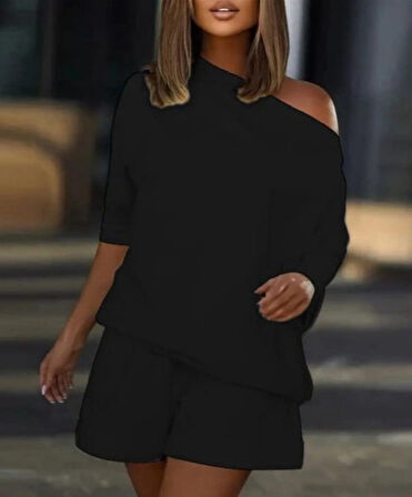 Kadın Kayık Yaka Salaş Iki Iplik Bluz Ve şort Ikili Takım