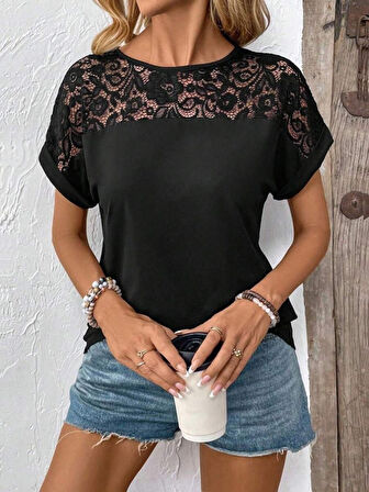 Kadın Kısa Kollu Bisiklet Yaka Dantel Detaylı Viskon Bluz