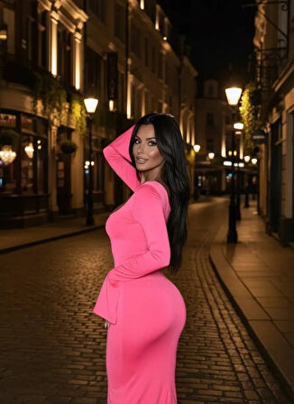 Kadın Uzun Kollu Kare Yaka Volanlı Manşet Detay Maxi Boy Elbise