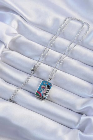 Mey İthalat® 316L Çelik Zincir Gümüş Renk Taç ve Kız Figürlü Renkli Mineli Tarot Kolye