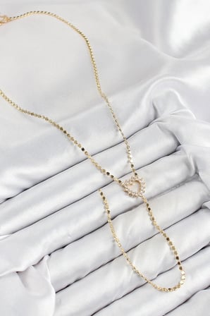Mey İthalat® Pirinç Zirkon Taşlı Ezme Zincirli Kalp Model Gold Renk Y Kolye