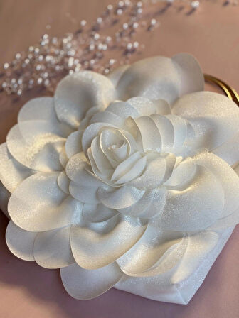 Beyaz Kumaş Gold Metal Saplı Gül Çiçek Çanta El Omuz Çantası Abiye Günlük Şık Kadın Çantası