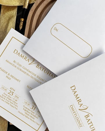 YENİ MODEL*KAMPANYALI - GOLD BASKILI NİŞAN DÜĞÜN DAVETİYESİ 50 ADET - KALIN KARTON