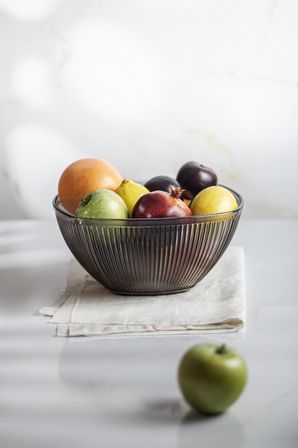 Akrilik Barok Füme Büyük Kare Meyve & Salata Kasesi & Karıştırma Kabı / 3,3 Lt (CAM DEĞİLDİR)