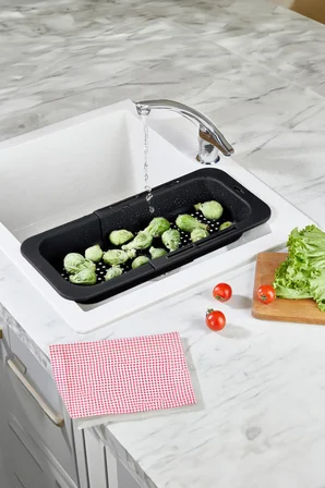 Lavoba İçi Sürgülü Açılır Kapanır Sebze Meyve Süzgeci Siyah (Açık 38,5 Cm Kapalı 34,50 Cm )