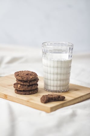 Allegra Şeffaf Akrilik Bardak | 400 ml Su, Meşrubat, Sunum ve Kahve Yanı İçin | Cam Değildir | Kırılmaya Dayanıklı Tekli