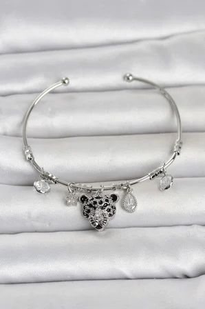 Pirinç Gümüş Renk Leopar Detaylı Charmlı Kadın Bileklik