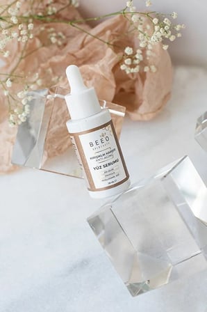 Yüz Bakim Serumu & Doğal Naturel Apibeauty Ari Zehirli Propolisli Antiagıng Serum 15ML