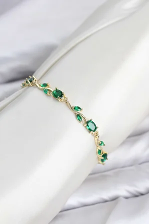 Pirinç Gold Renk Yeşil Zirkon Taşlı Çiçek Model Kadın Bileklik