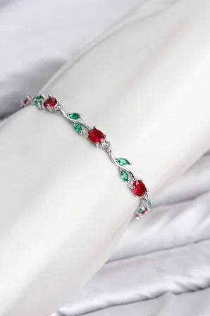 Pirinç Gümüş Renk Kırmızı Zirkon Taşlı Çiçek Model Kadın Bileklik