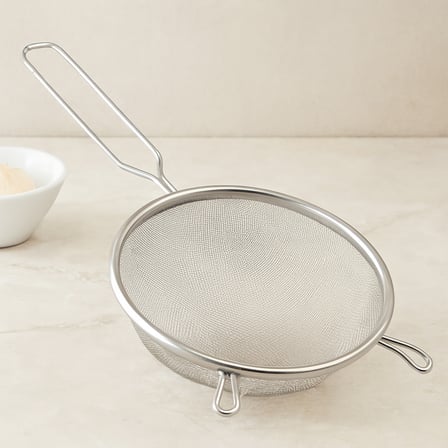 Tel Süzgeç 20 cm Metal Saplı Kulaklı
