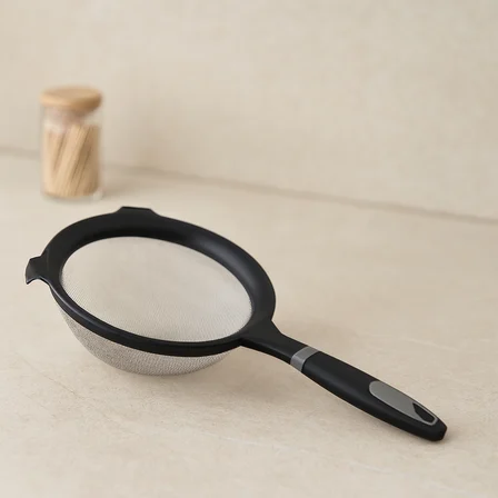 Tel Süzgeç 19 cm Plastik Saplı 1000 ml