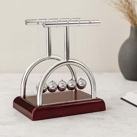 Orta Boy Masaüstü Newton Denge Topu