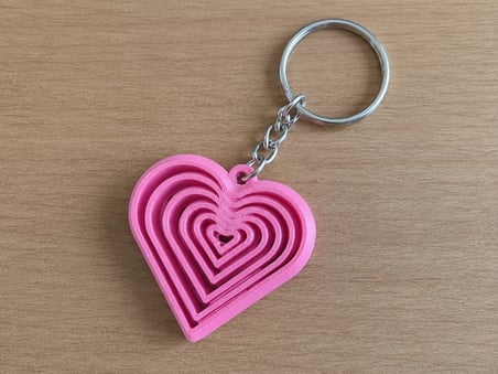 3D Baskı Kalp Fidget Anahtarlık - Hareketli Stres Oyuncağı ve Çanta Süsü-Pembe