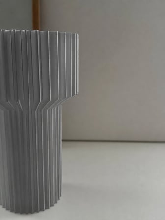 3D Baskı Modern Dekoratif Çiçek Vazosu - Minimal Silindir Tasarımlı Masaüstü Vazo, Ev ve Ofis Dekoru-Gri