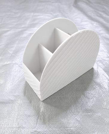 3D Baskı Uzaktan Kumanda Organizeri - Çok Bölmeli TV Kumandası Masaüstü Düzenleyici-Beyaz