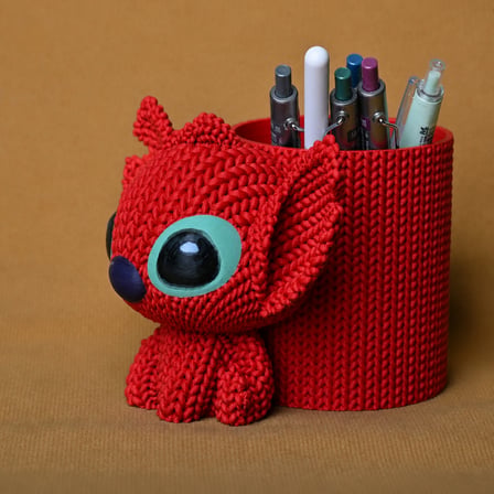 3D Baskı Knitted Kalemlik - Sevimli Karakterli Masaüstü Kalem Organizeri-Kırmızı