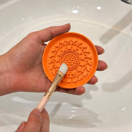 3D Baskı Makyaj Fırçası Temizleme Pedi - Desenli Aparat-Turuncu