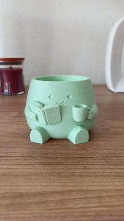3D Baskı Kitap Okuyan Saksı - Kupa Tutan Sevimli Saksı-Mint