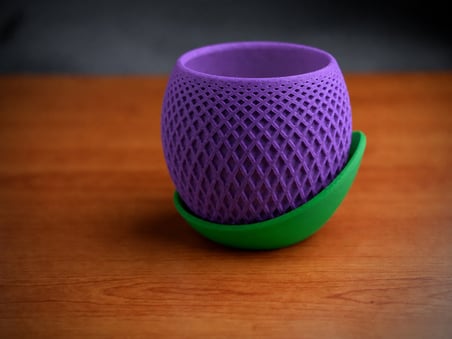 3D Baskı Küre Saksı - Kafes Dokulu İki Parçalı Dekoratif Saksı - Mor-Yeşil