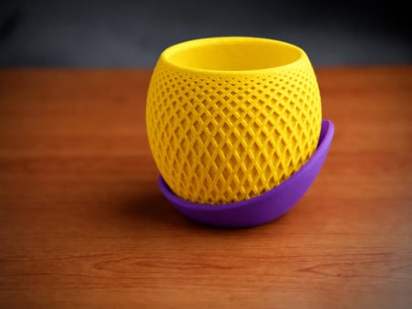 3D Baskı Küre Saksı - Kafes Dokulu İki Parçalı Dekoratif Saksı - Sarı-Mor