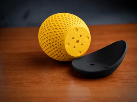3D Baskı Küre Saksı - Kafes Dokulu İki Parçalı Dekoratif Saksı - Sarı-Siyah