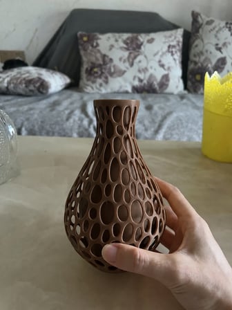 3D Baskı Petek Dokulu Vazo - Delikli Dekoratif Vazo-Kahverengi