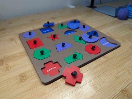 3D Baskı İngilizce Etiketli Şekil Tanıma Puzzle Tahtası - 16 Geometrik Şekil, Bilişsel Gelişim ve Ke