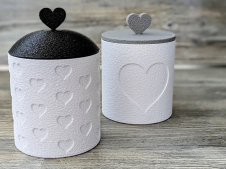 3D Baskı 2li Kalp Desenli Kapaklı Kavanoz Seti Kalp Tepelikli Dekoratif Saklama Kabı 8x8,5 cm